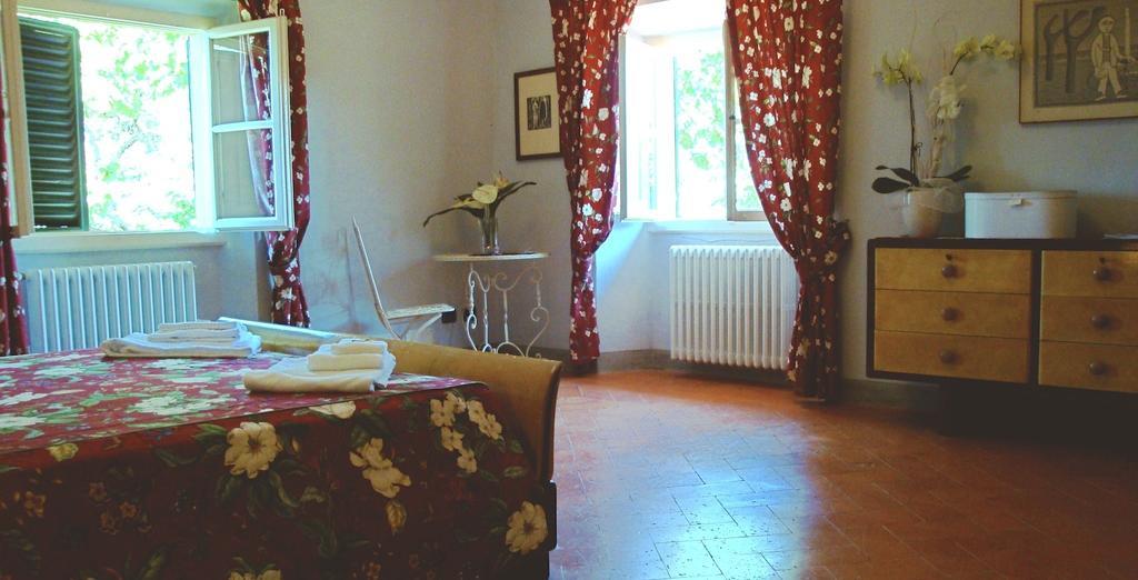 Villa Pieve De' Pitti Terricciola Zimmer foto